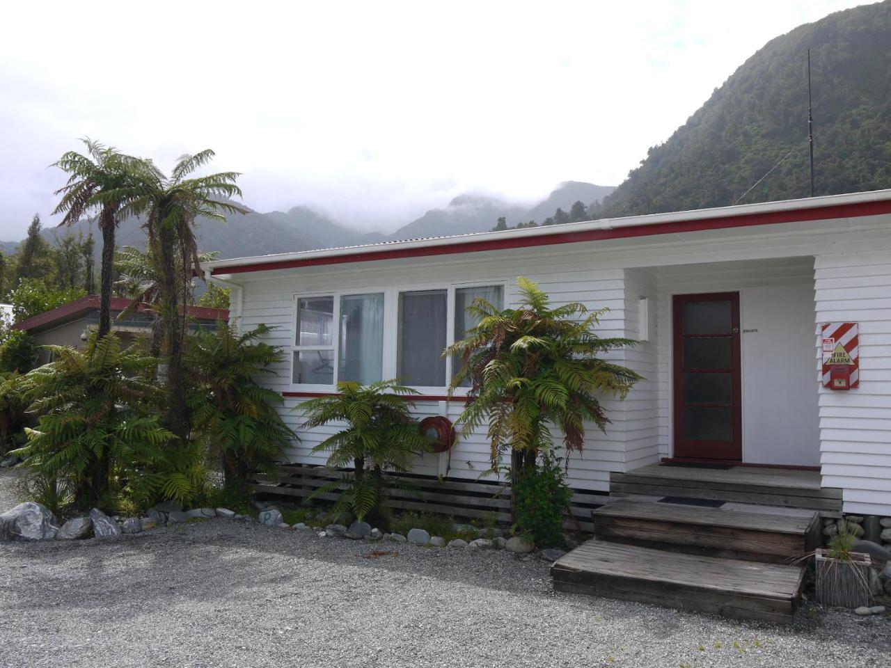 Central Franz Josef Cabins And Flats Exterior foto